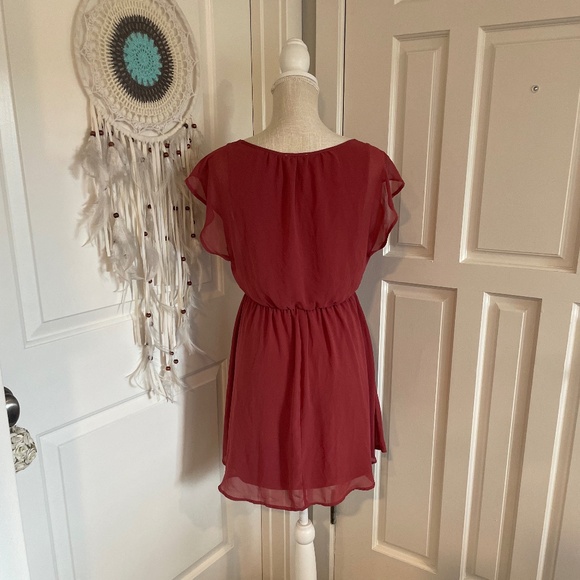 LUSH Burgundy/Maroon Harper Chiffon Dolman Sleeve Dress – Size S - Picture 5 of 10